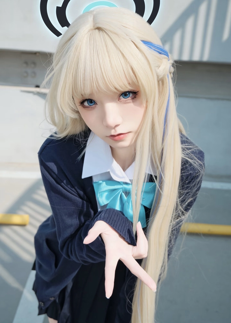 Ảnh cosplay Asuma Toki mang khí chất mạnh mẽ kín đáo