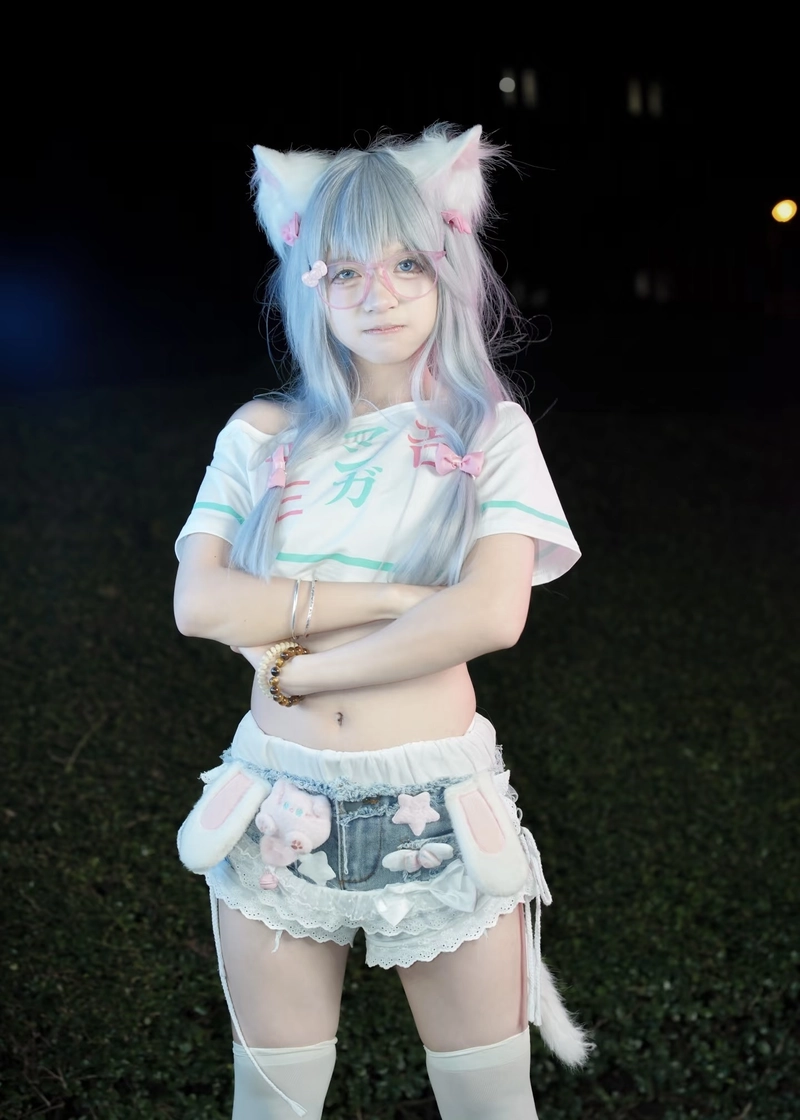 Bức ảnh cosplay Sagiri Izumi với thần sắc hồn nhiên tự nhiên
