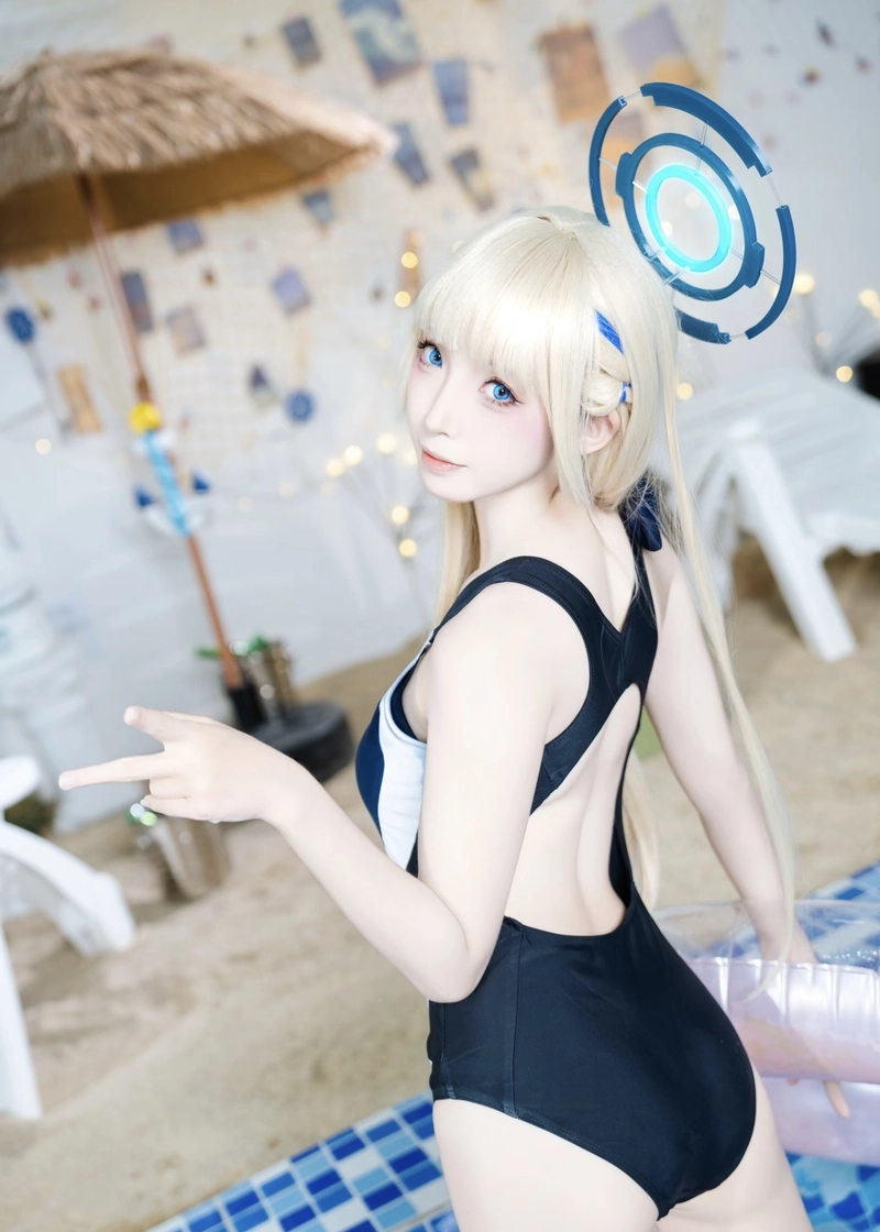 Bức hình cosplay Asuma Toki với nét đẹp hiện đại tinh tế