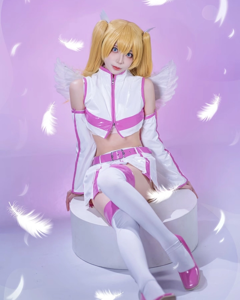 Bức hình cosplay Liliel cùng phong cách hiện đại cá tính