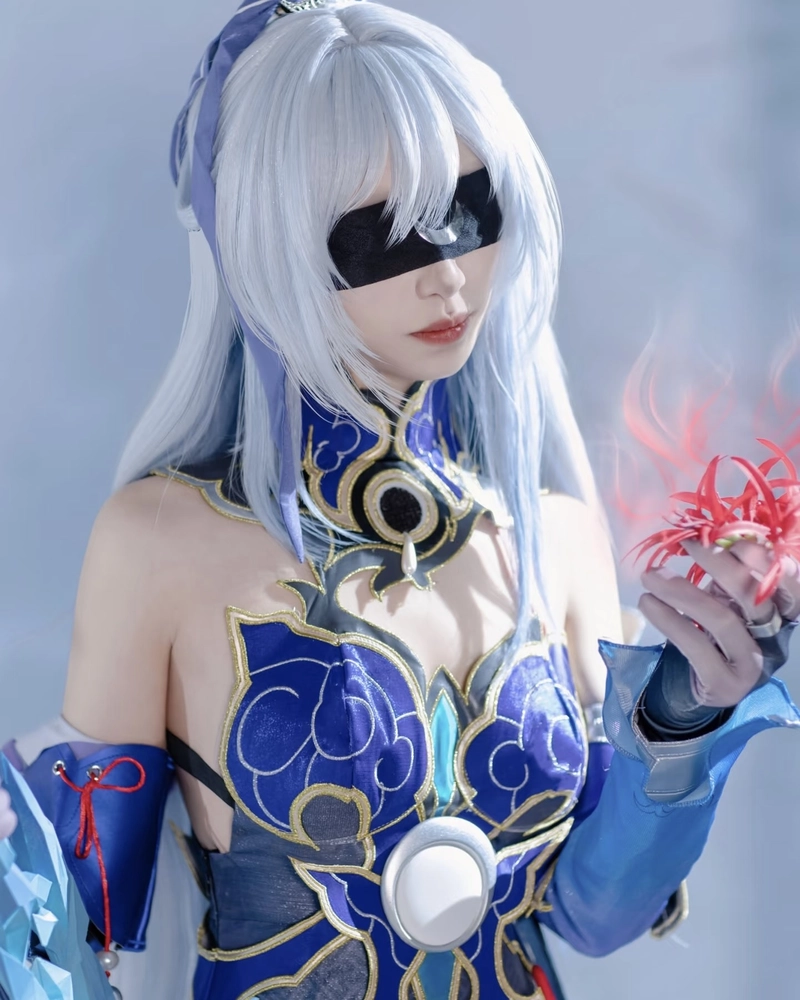 Hình Jingliu cosplay cùng thần thái điềm tĩnh lặng lẽ