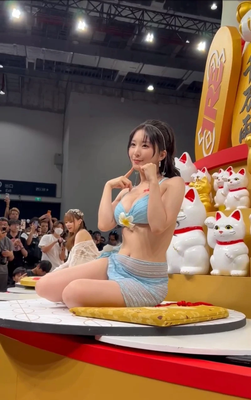 Kasumi Tsukino sex ảnh đẹp người mẫu