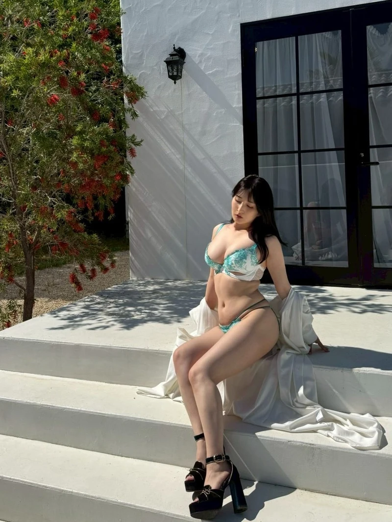 ảnh sex Kasumi Tsukino cosplay quyến rũ