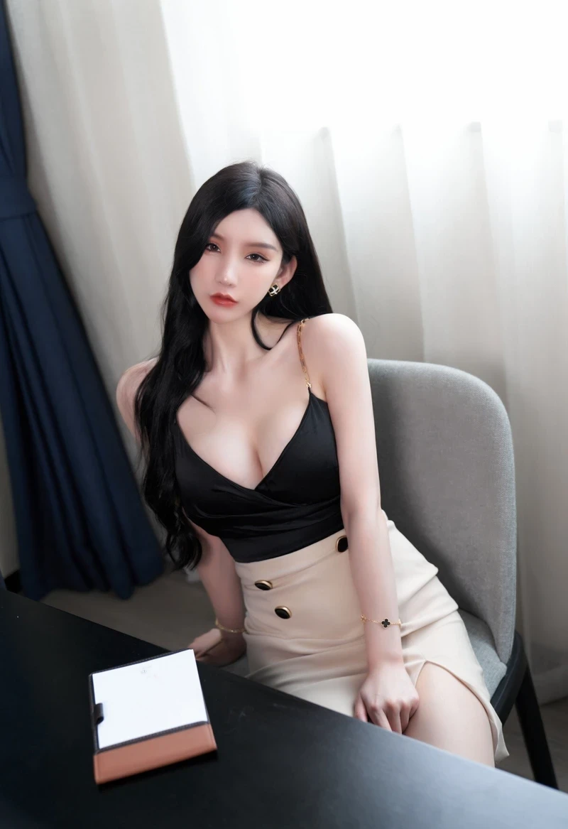 Ảnh nude 2K lột đồ khoe vòng 3 cực phẩm