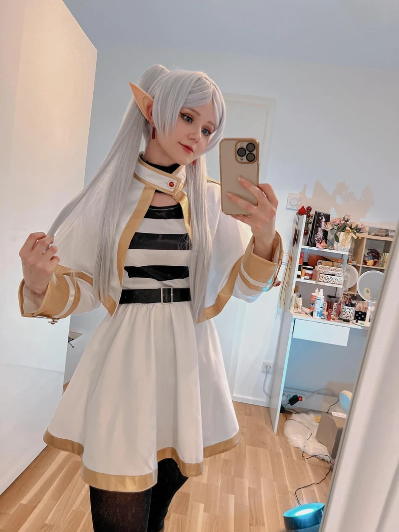 Ảnh Frieren cosplay duyên dáng nổi bật