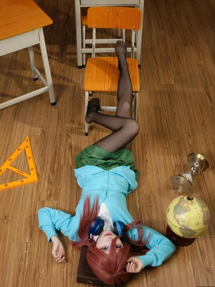 Ảnh Miku Nakano Cosplay sở hữu diện mạo xinh xắn