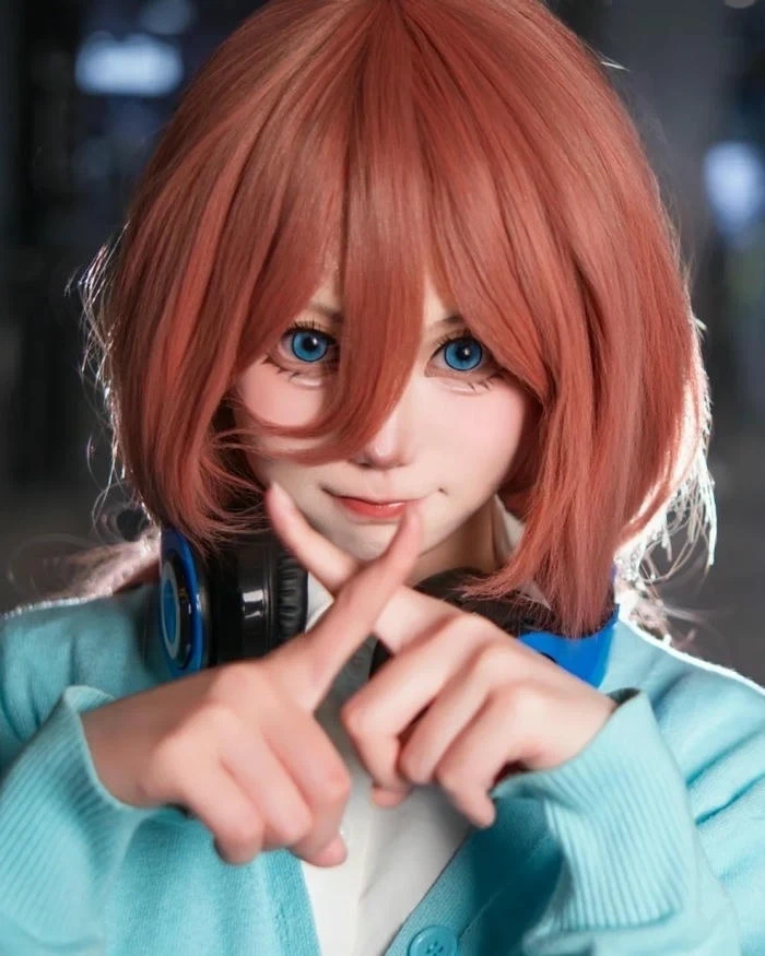 Ảnh Miku Nakano Cosplay tôn lên vẻ đáng yêu