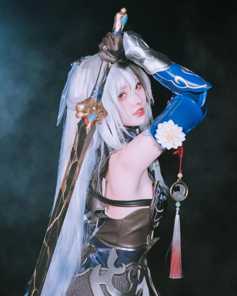 Ảnh cosplay Jingliu duyên dáng nổi bật