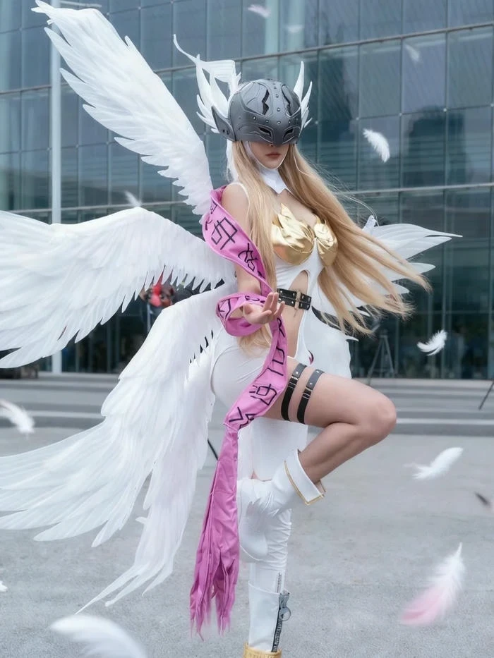 Ảnh cosplay anime mang thần thái đầy cuốn hút