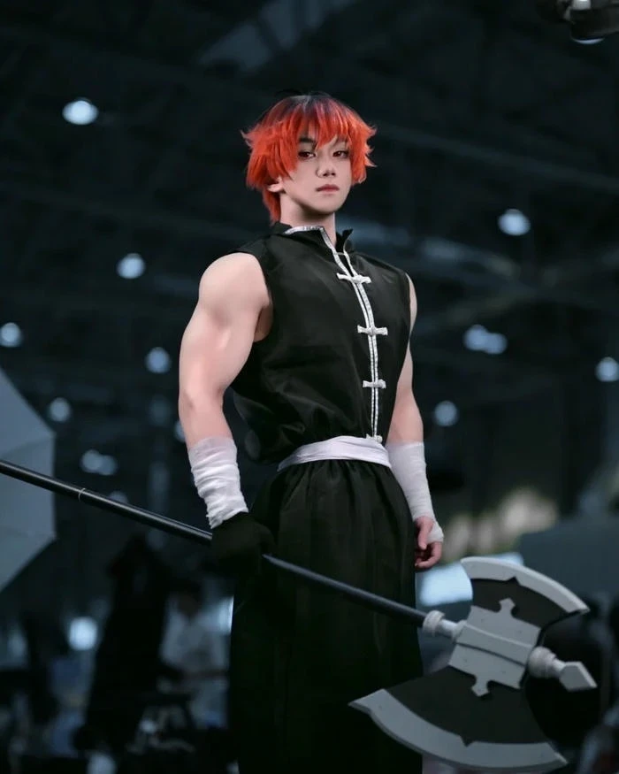 Ảnh cosplay anime thể hiện thần thái tự tin