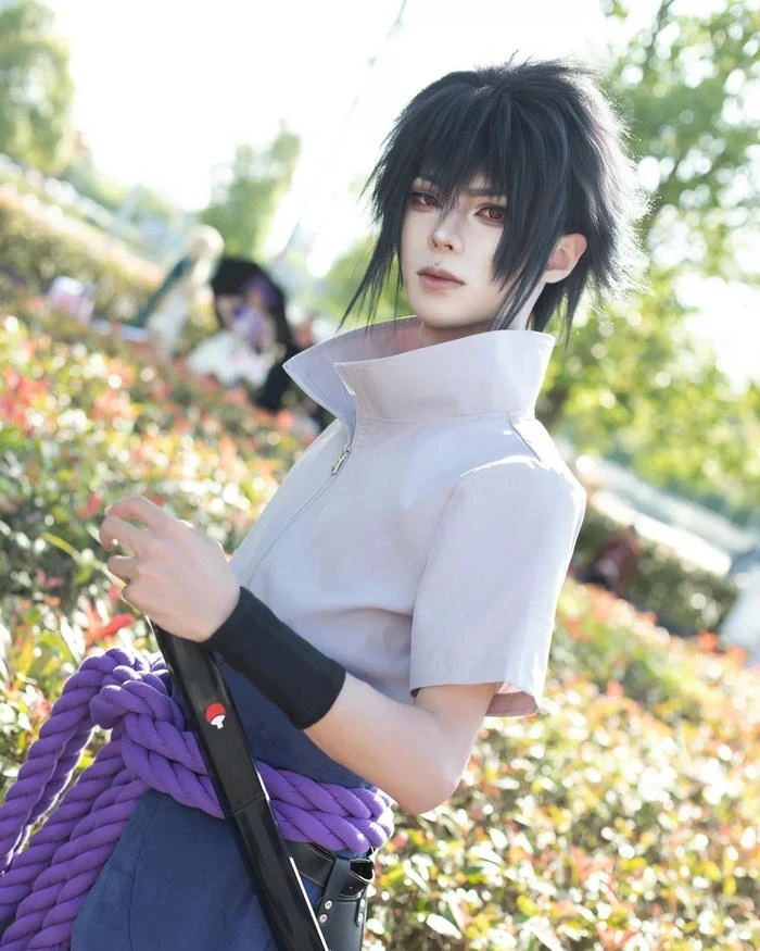 Ảnh cosplay anime thể hiện vẻ ngoài nổi bật