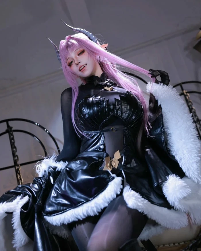Ảnh cosplay anime với tạo hình nhân vật ấn tượng