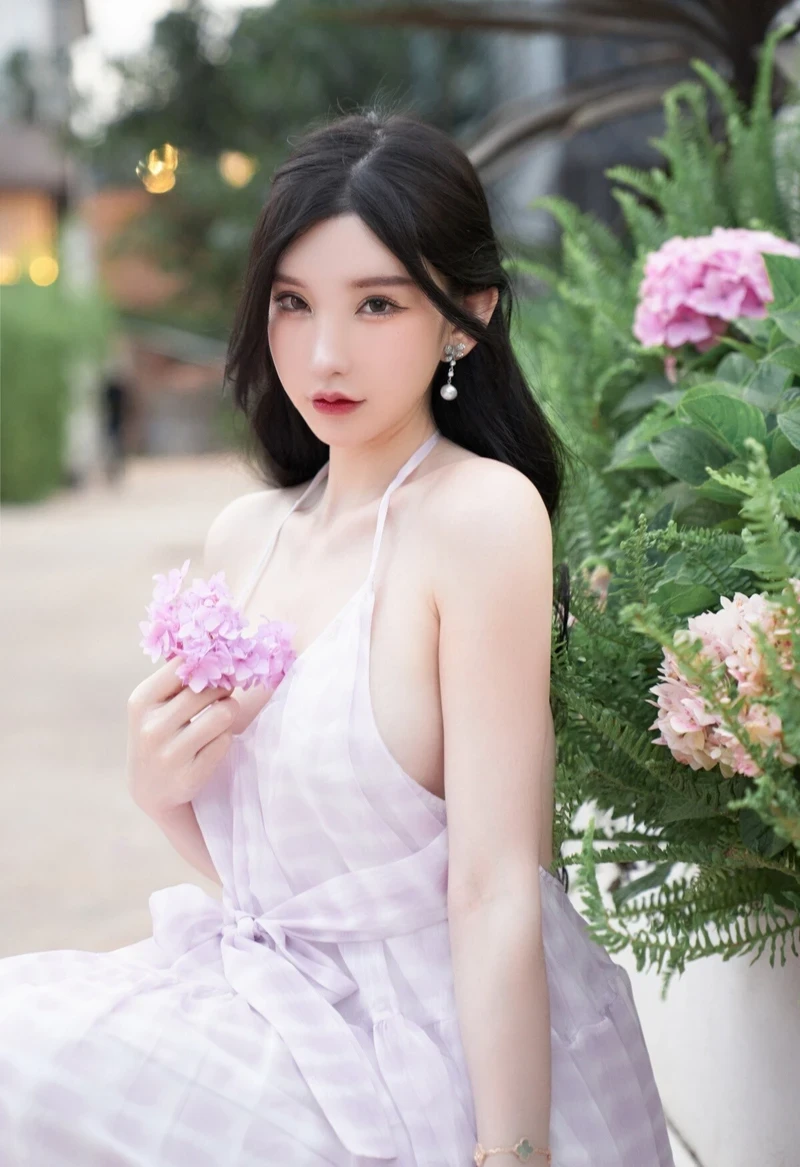 Ảnh gái xinh không che vòng ba siêu phẩm