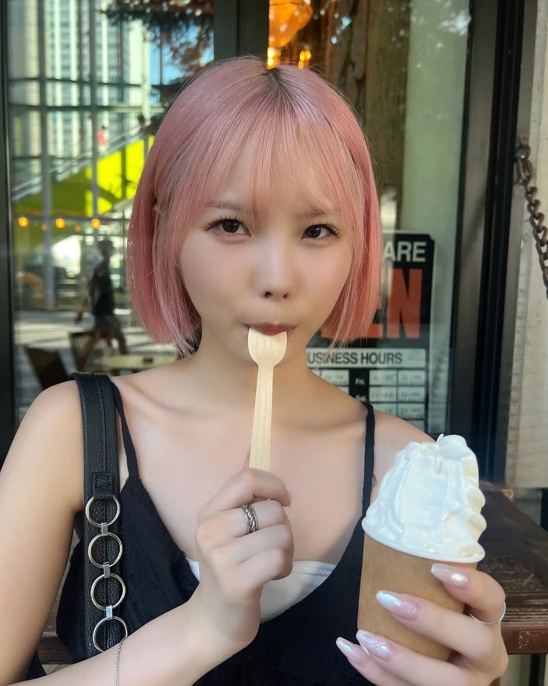 Hình JAV Ichika Matsumoto bikini khoe đít gợi cảm