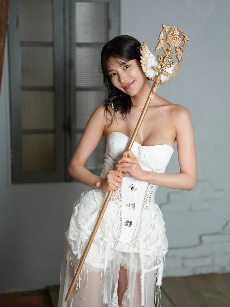 Hình Kaede Karen không che ngực đầy