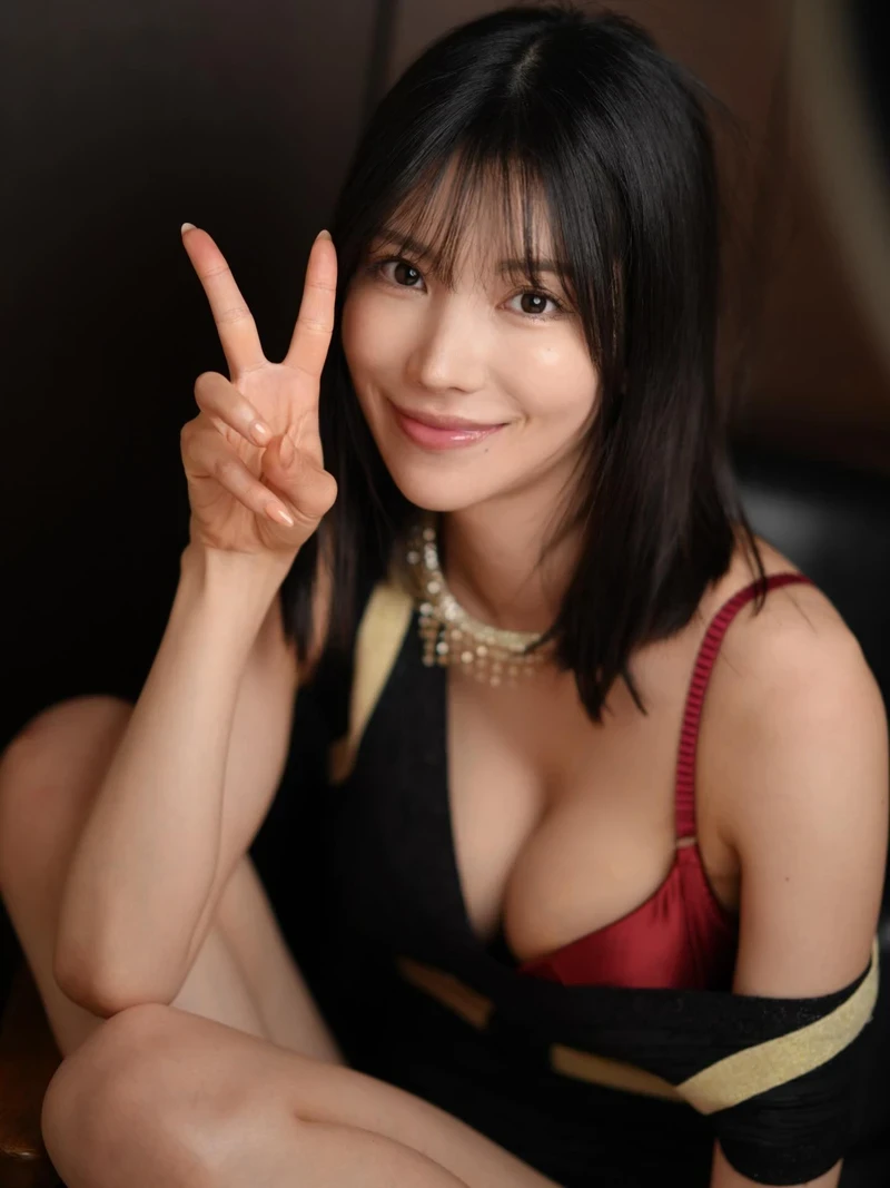 Hình Karen Kaede lột hết nude 2K