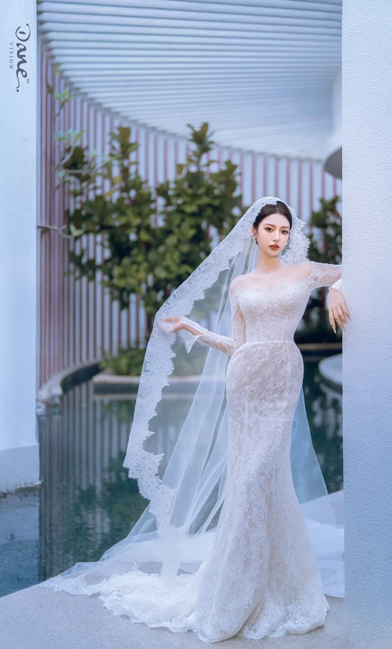 Hình cô dâu mông đít đầy đặn sexy