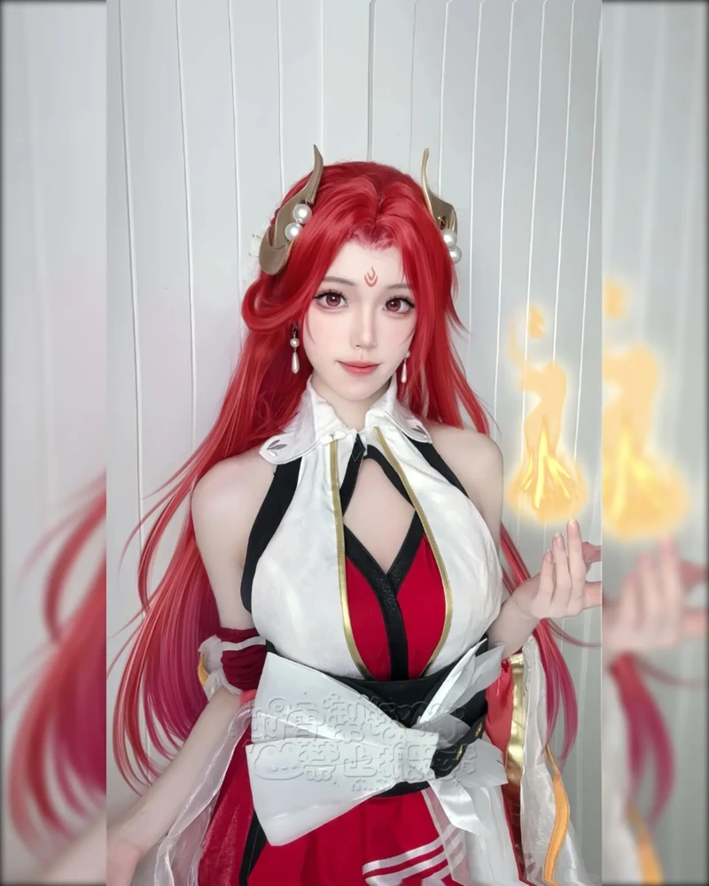 Hình cosplay Điêu Thuyền duyên dáng đài các