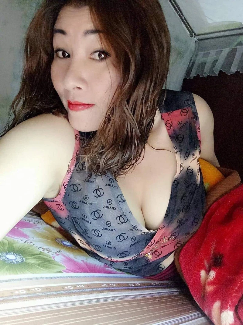 MBBG khỏa thân 4K dâm đãng khoe thân nóng bỏng