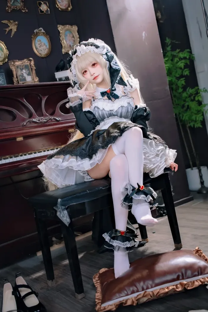 Ảnh cosplay hầu gái đáng yêu duyên dáng