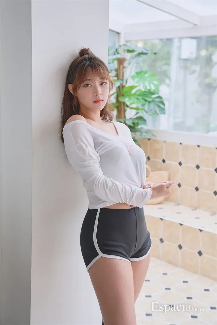 Hình cosplay dễ thương duyên dáng mềm mại