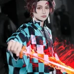 Hình cosplay Tanjiro dũng mãnh ấn tượng