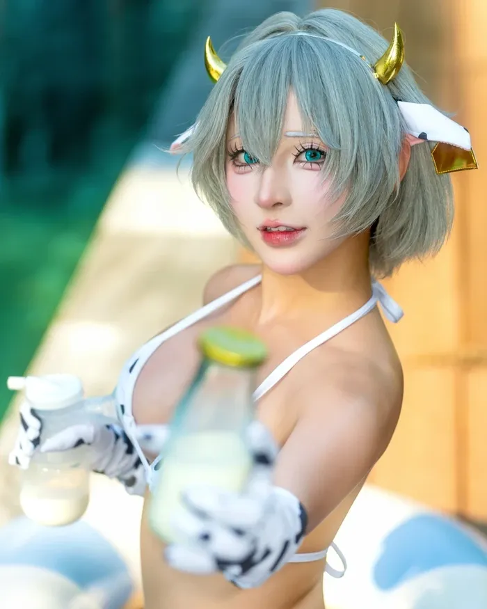Ảnh Yuumeilyn cosplay quyến rũ cuốn hút