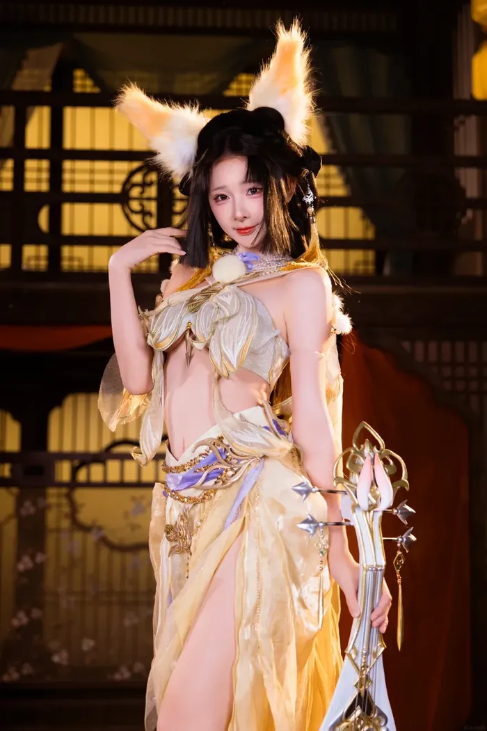Ảnh cổ trang cosplay mềm mại thướt tha
