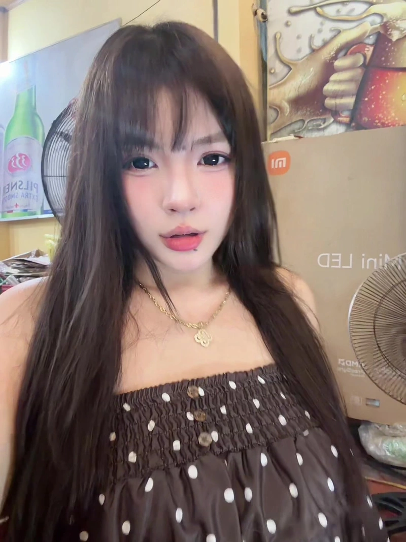 Ảnh Linh Tây nude full HD body chuẩn