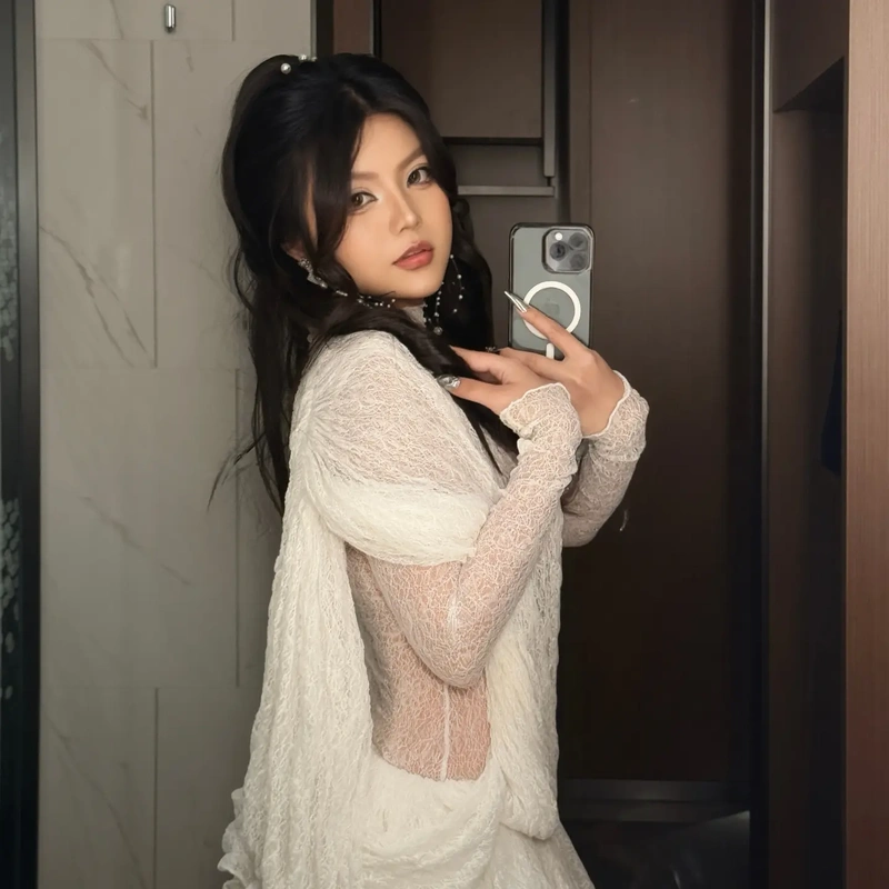 Ảnh Reency Ngô bikini sexy khoe mông tròn hút hồn