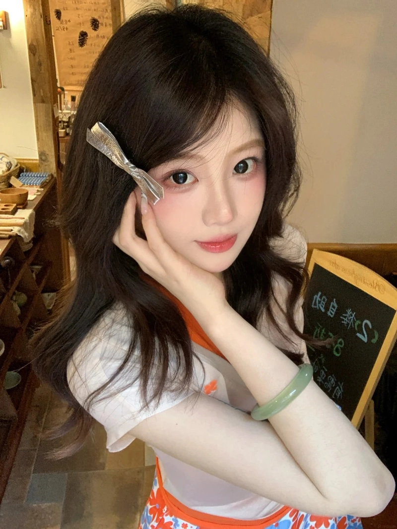 Ảnh gái đẹp tự sướng rạng ngời