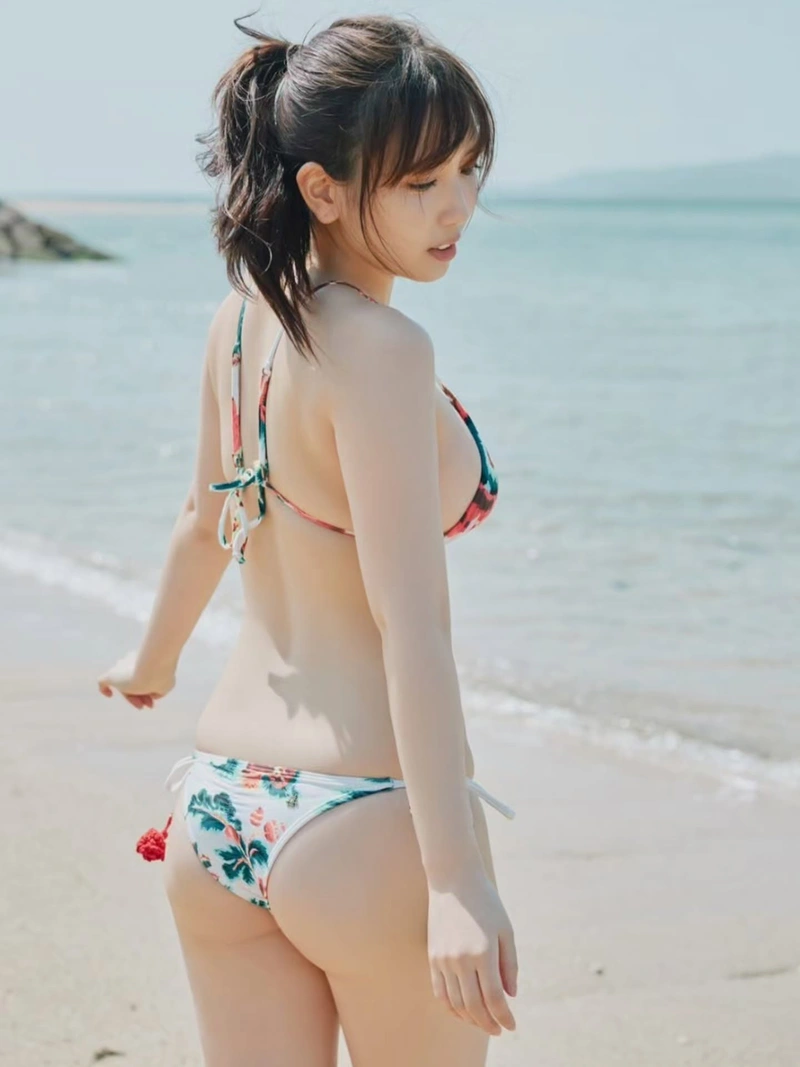 Ảnh gái xinh mặc bikini khoe hàng full HD