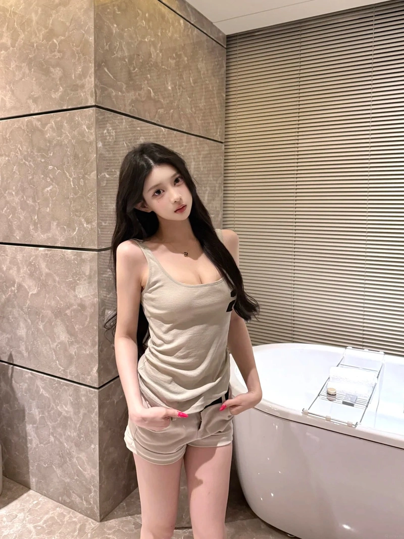 Ảnh gái xinh ngon thần sắc nổi bật