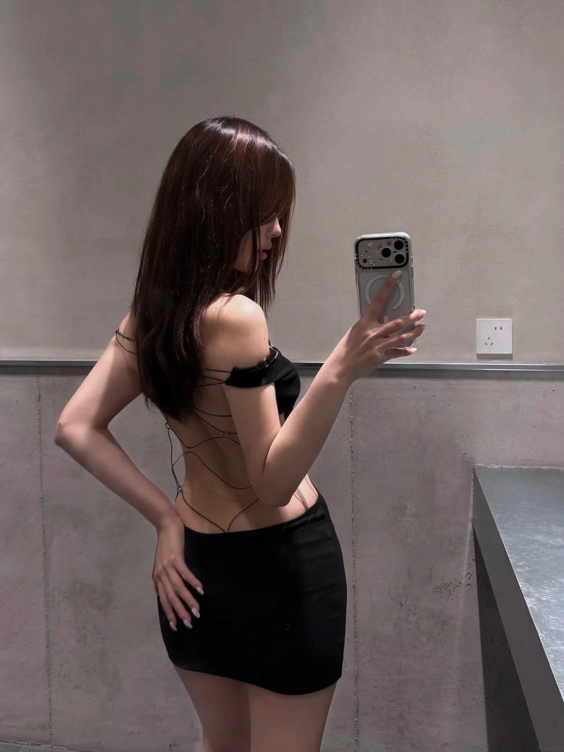 Ảnh hot girl hở hang sexy bốc lửa