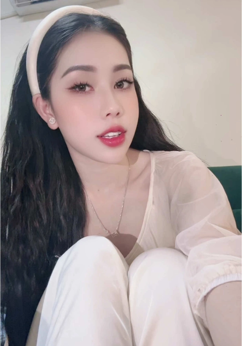 Ảnh nude Tuệ Vy Tiktoker sexy không che cực phẩm