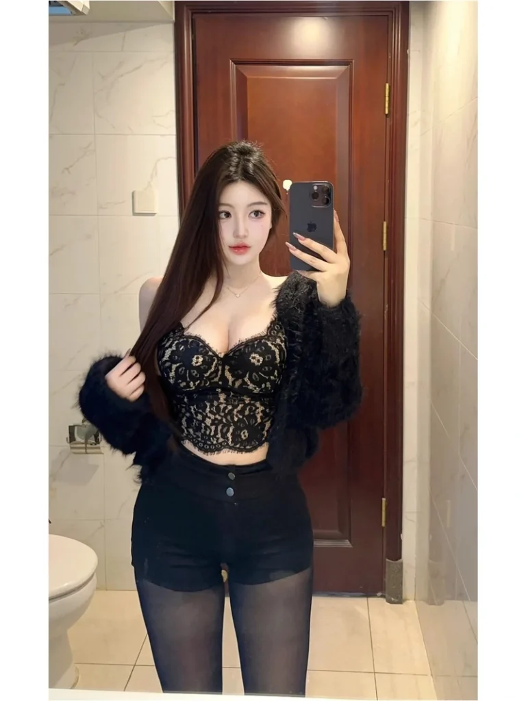 Body chuẩn trong hình gái ngon