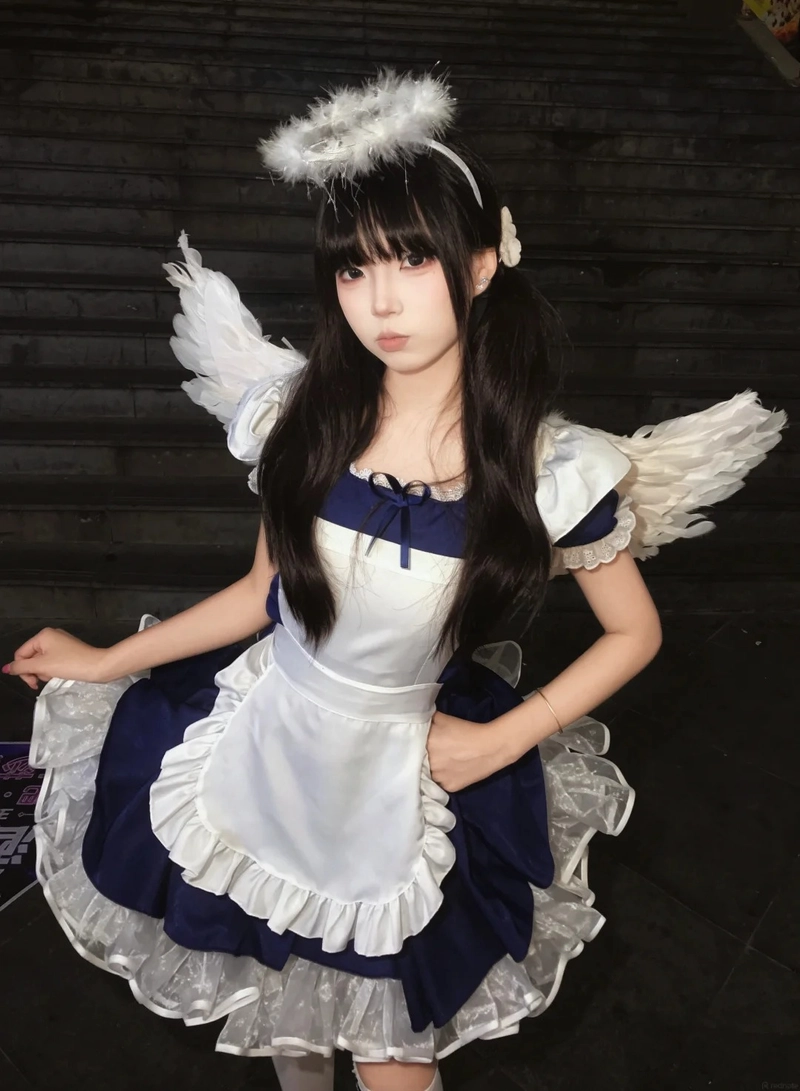 Cosplay hầu gái gái xinh xinh đẹp