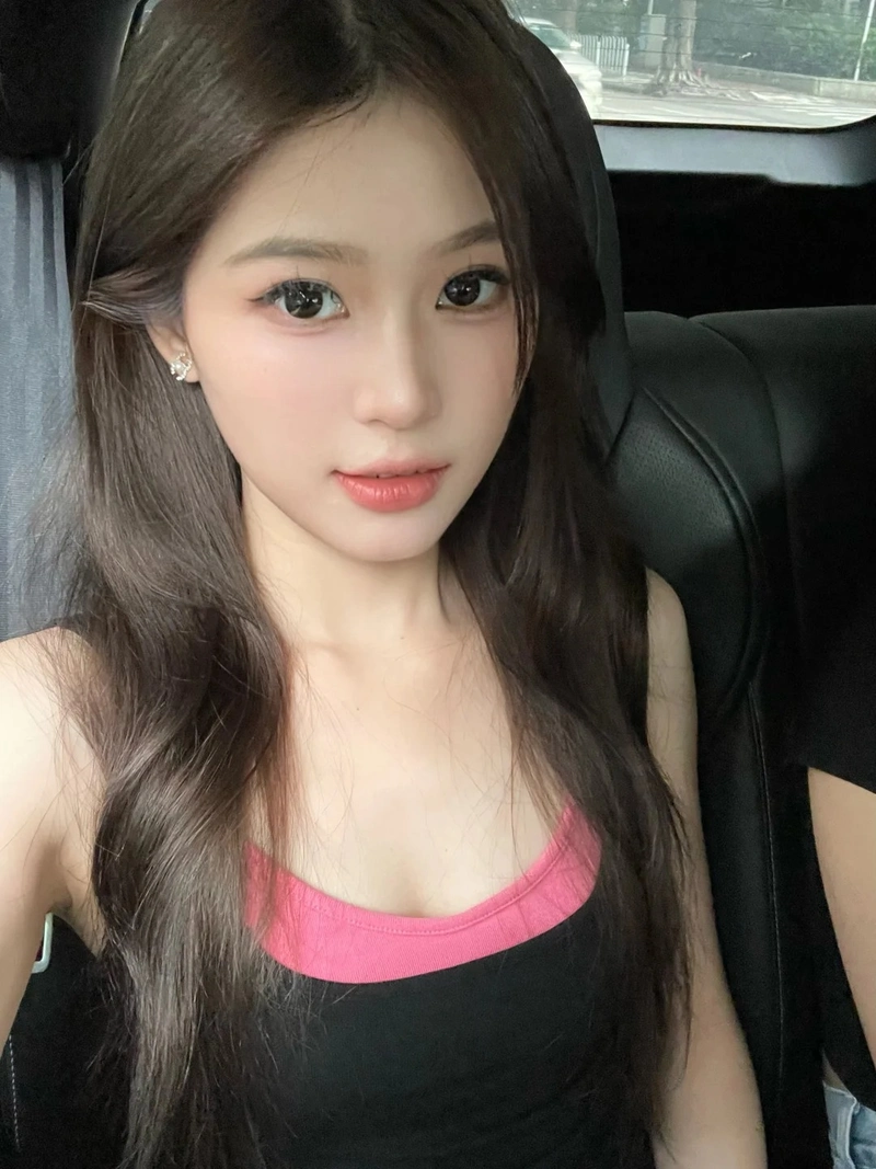 Gái đẹp tự sướng tóc dài mượt