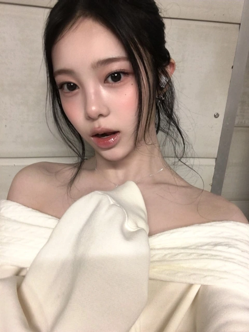 Gái xinh Hàn Quốc sang trọng nổi bật
