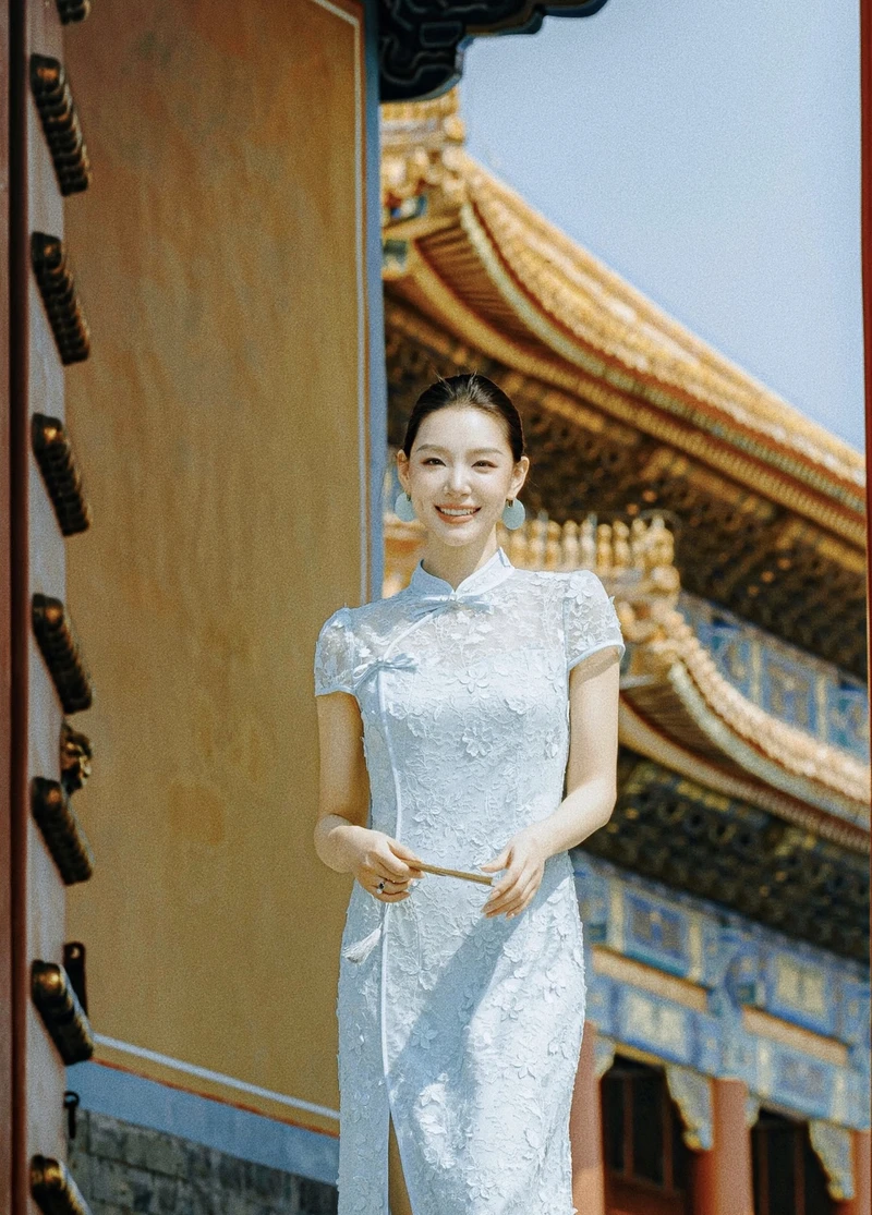 Gái xinh Trung Quốc sang trọng thanh tú