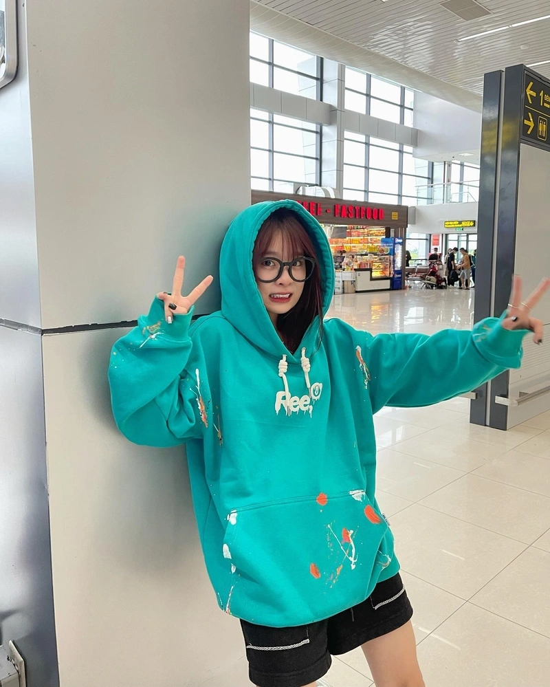 Hình Ngọc Kem show hàng vòng 1 khủng dâm dục