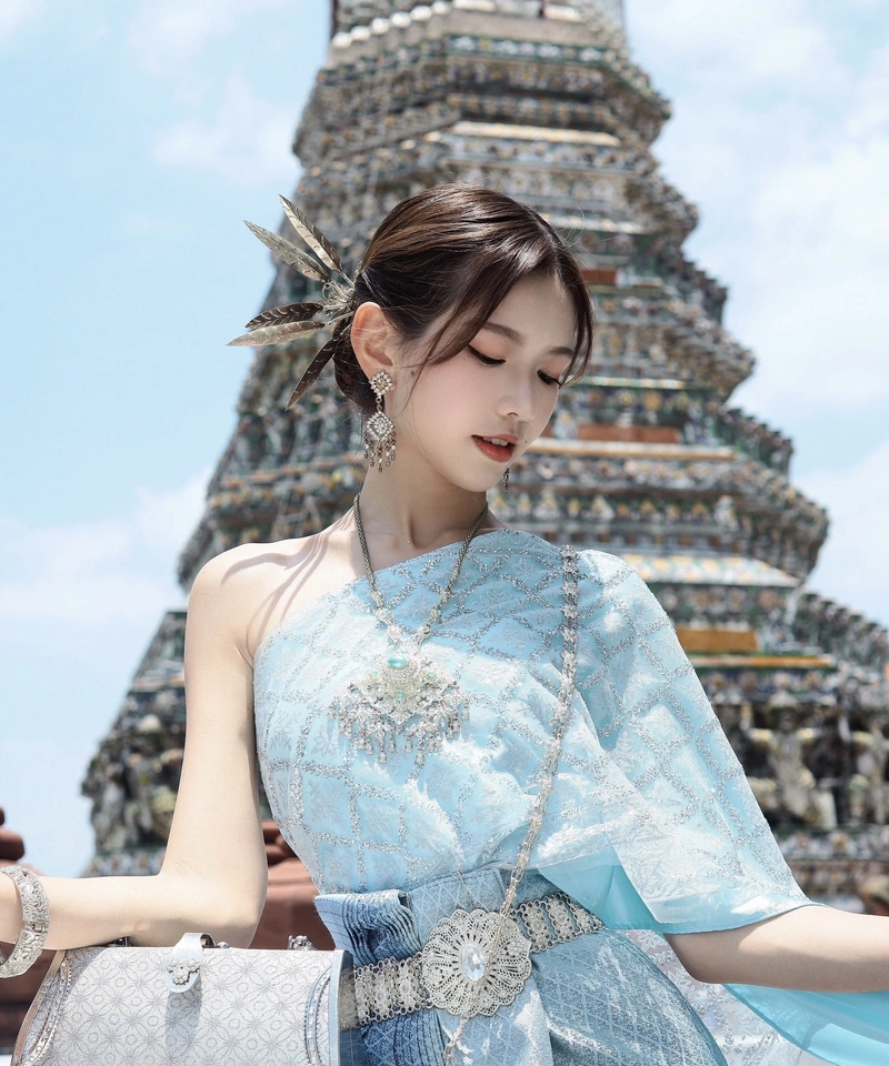 Hình ảnh gái xinh Thái Lan duyên nhẹ