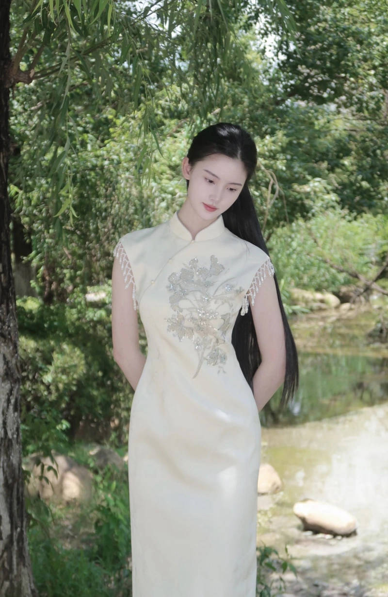 Hình ảnh gái xinh Trung Quốc cá tính hiện đại