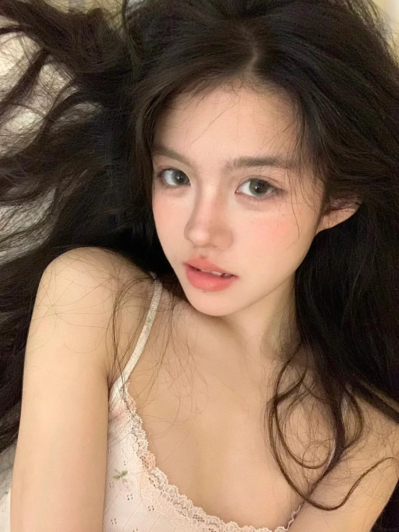 Hình gái xinh tự sướng hấp dẫn