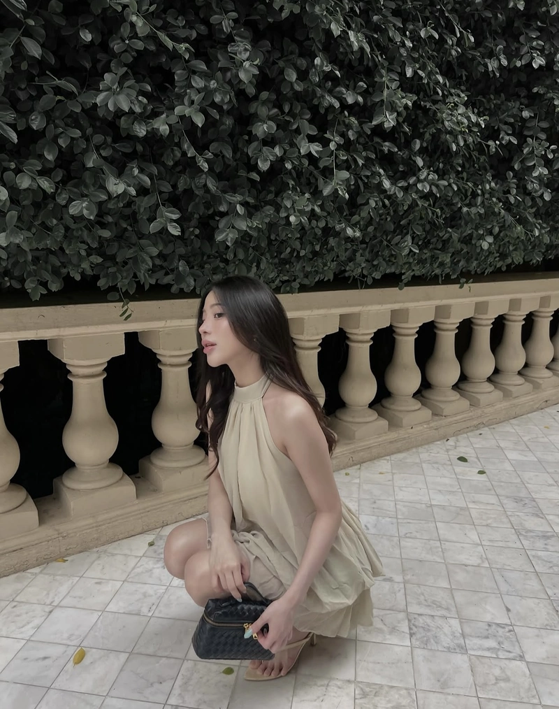 Hot girl xinh áo yếm sexy
