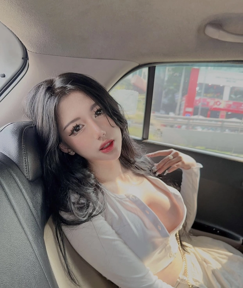 Nguyễn Bích Ngọc callmevanillaa bikini xinh xắn