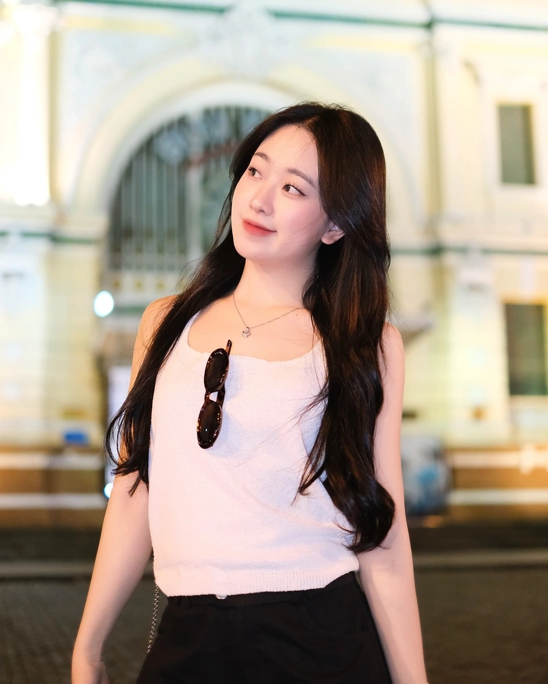 Thảo Lee body gợi tình với bikini mỏng