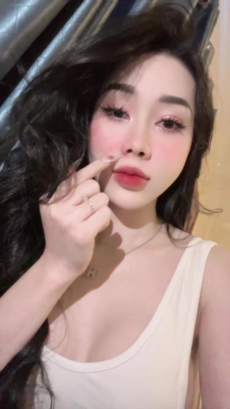Tuệ Vy Tiktoker sexy thân hình dâm dục siêu phẩm