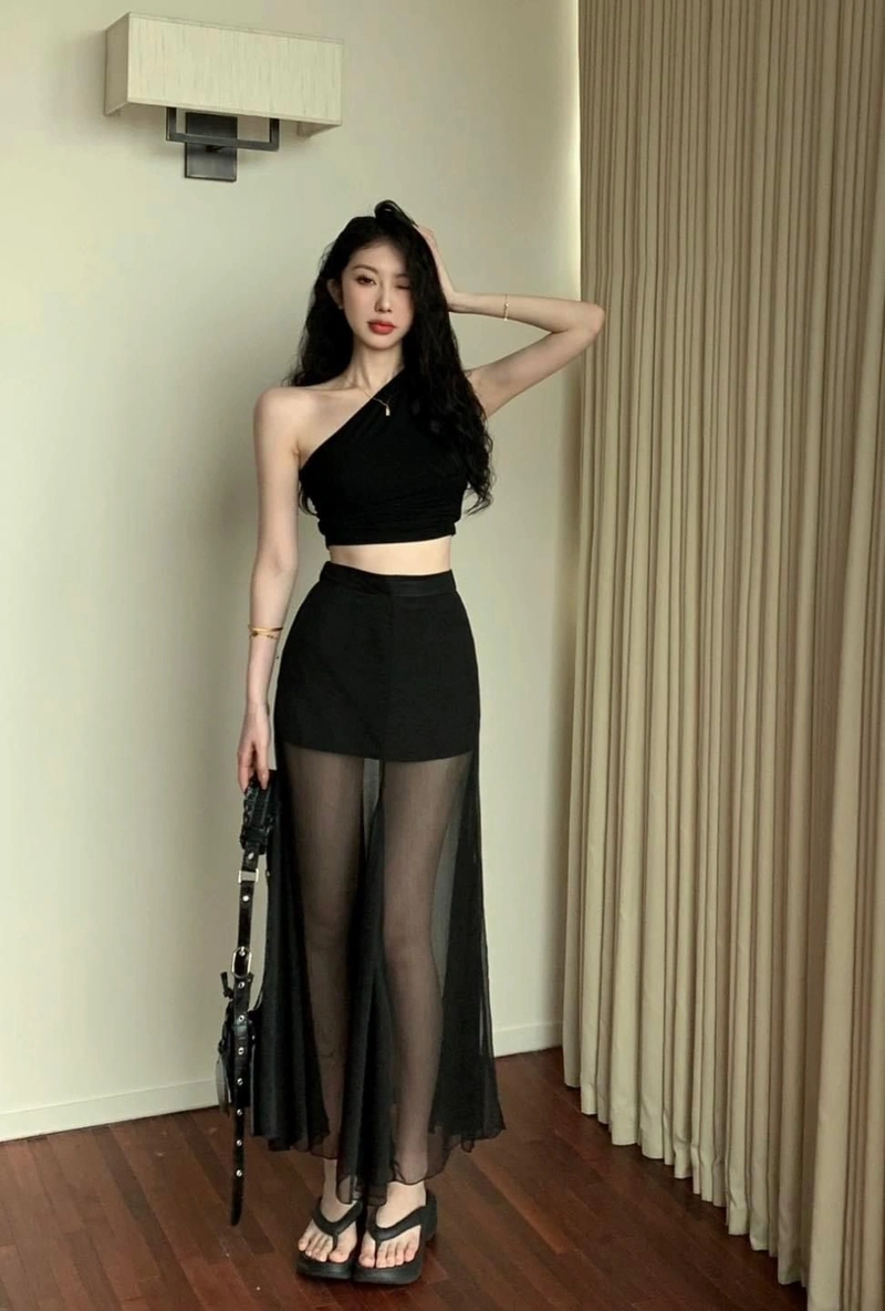 Vóc dáng sexy với váy lưới siêu phẩm 4K